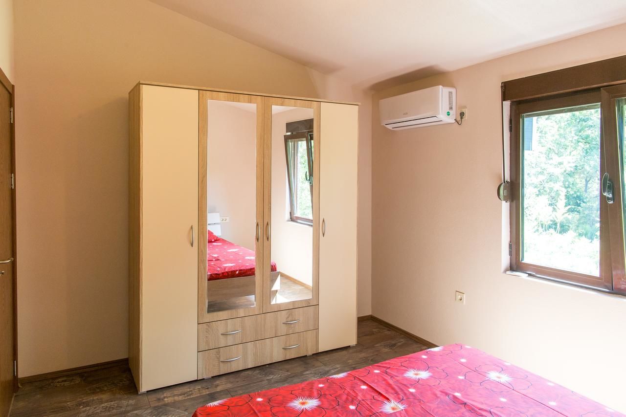 Апартаменты Apartment Bambo Tre Sorrele Котор-32