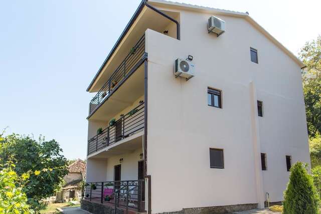 Апартаменты Apartment Bambo Tre Sorrele Котор-5