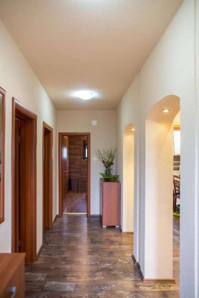 Апартаменты Apartment Bambo Tre Sorrele Котор-48